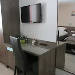 بيت ضيافة تولازي لوغانتيس