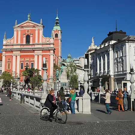 Tollazzi Vendégház