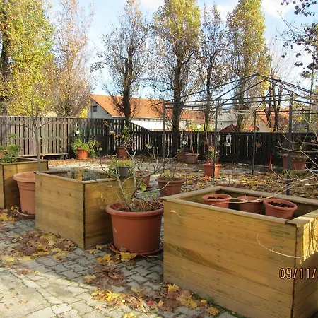 Tollazzi 3* Logatec