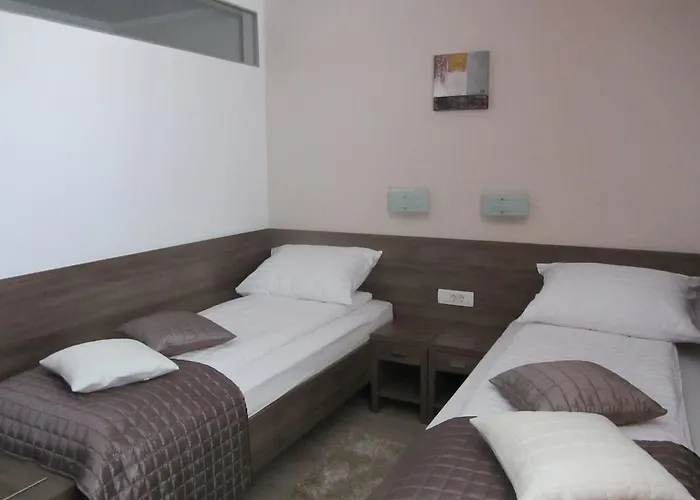 Hiša za goste Tollazzi 3*