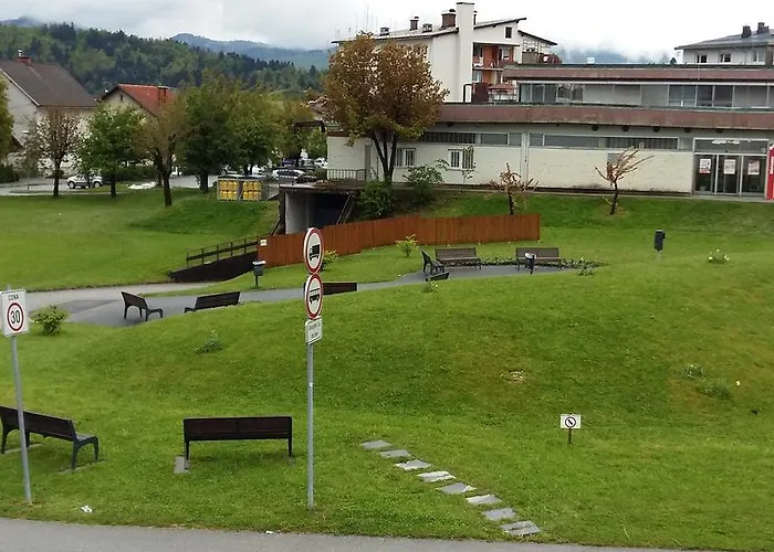 Tollazzi Hiša za goste